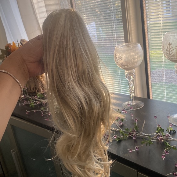 Avanti, Draw String Ponytail with Claw -Clip - Picture 3 of 4